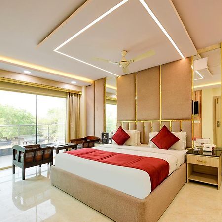 Staybook South Delhi Nuova Delhi Esterno foto