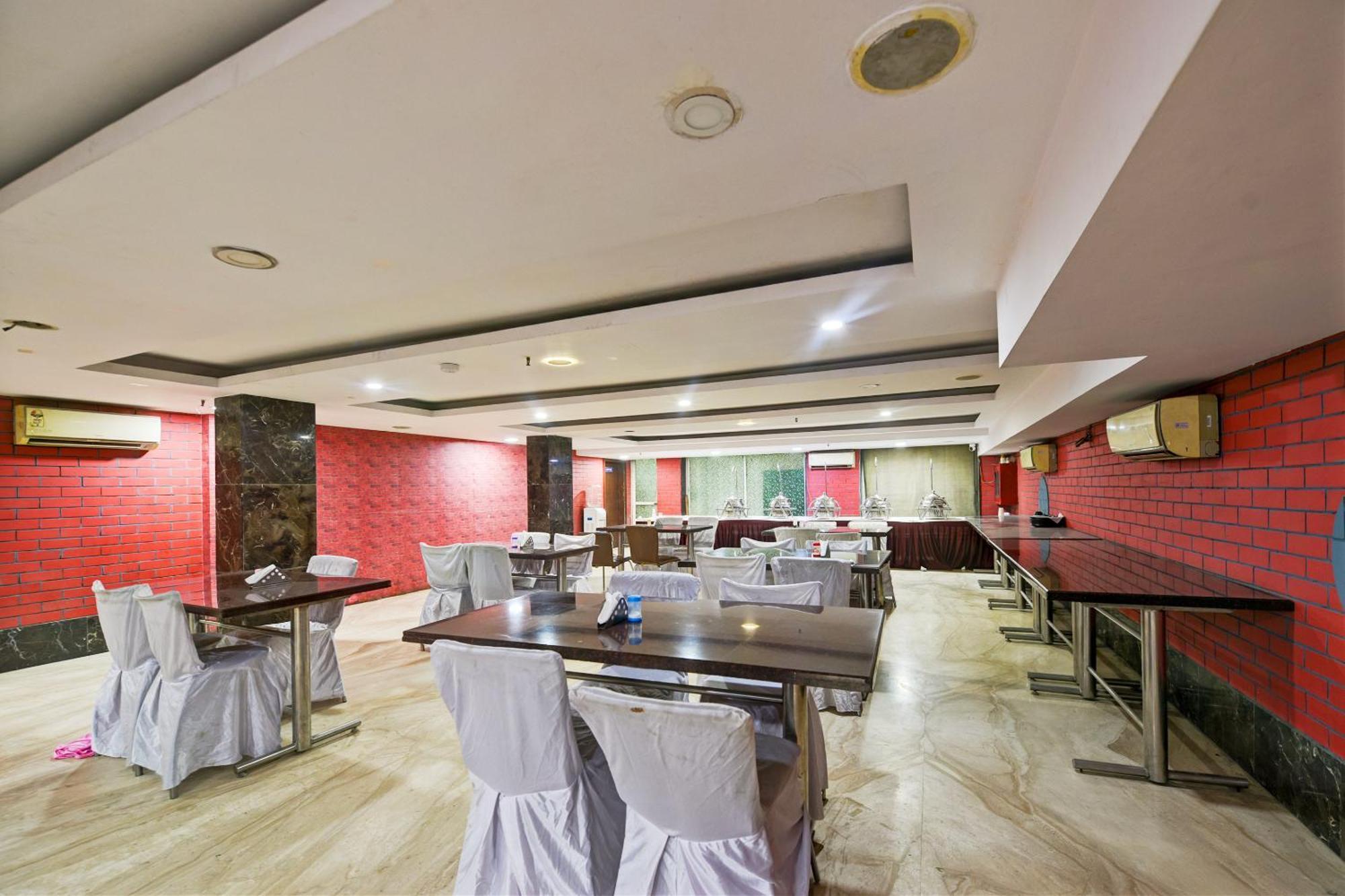 Staybook South Delhi Nuova Delhi Esterno foto
