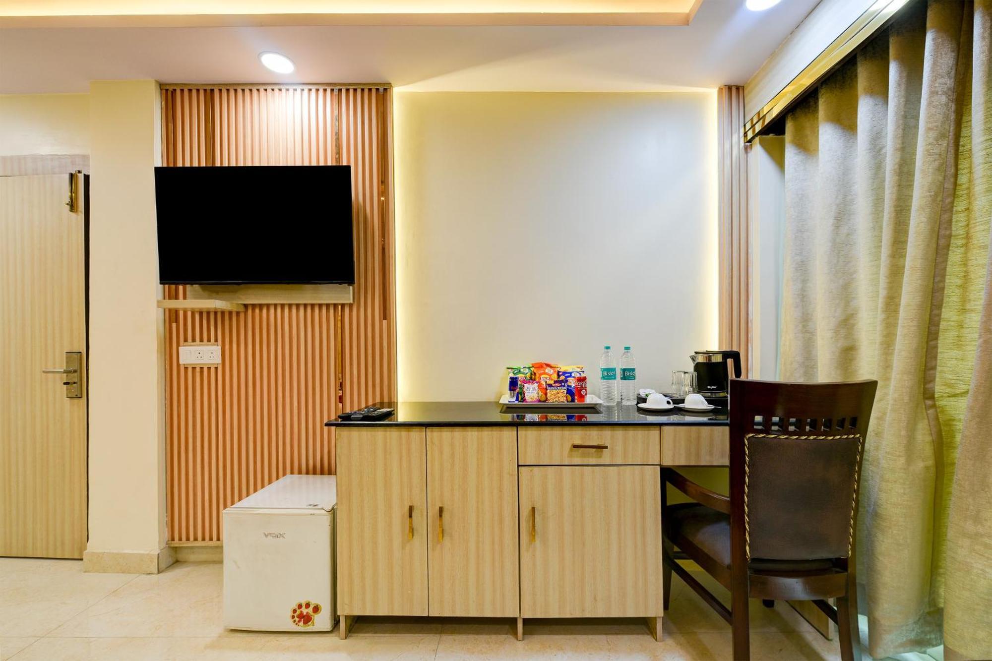 Staybook South Delhi Nuova Delhi Esterno foto